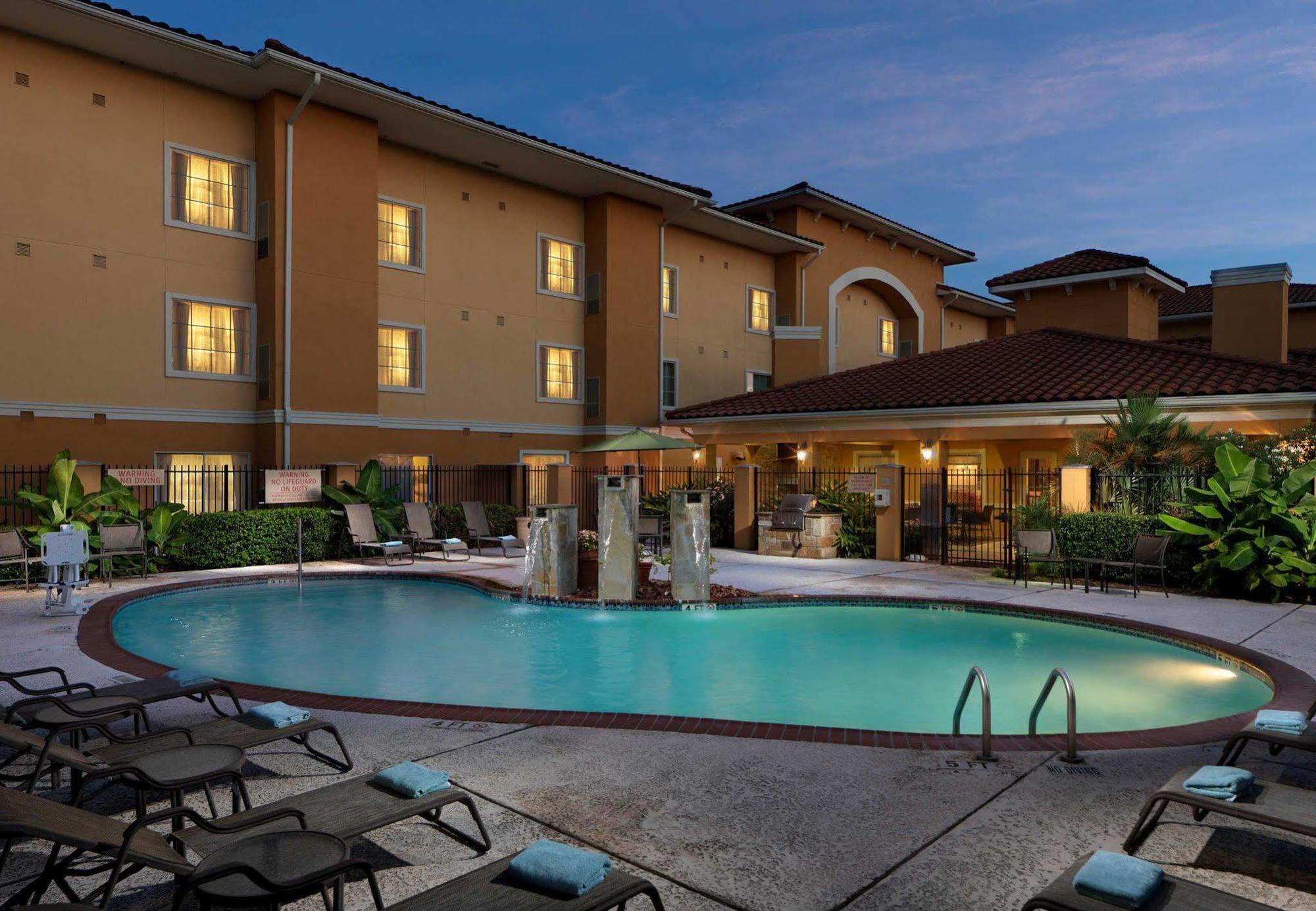 Towneplace Suites Houston North/Shenandoah Exteriér fotografie